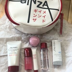 🍀white Lucent travel kit🍀